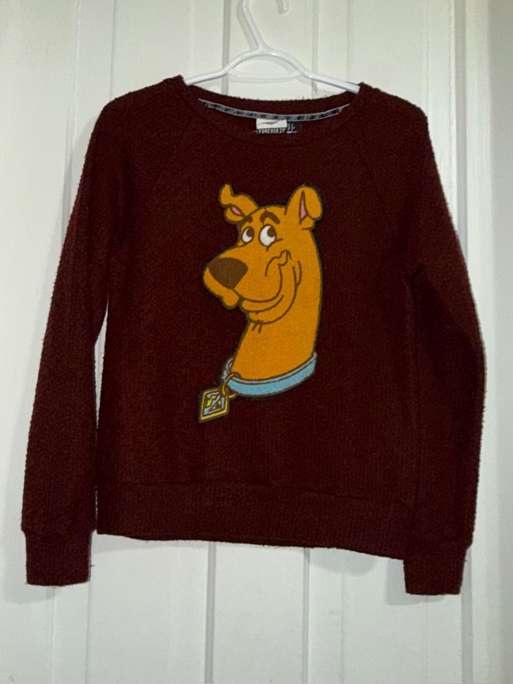 Girls teens size small Forever 21 Scooby-Doo Pullover Sweater
